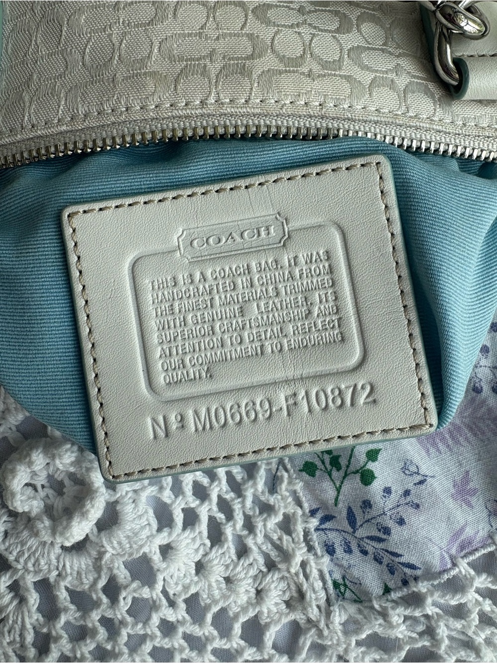 Rare Vintage Y2K Coach Bumble Bee Bag - Picture 8 of 9